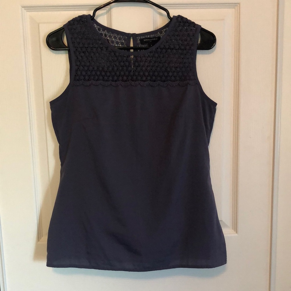 BANANA REPUBLIC Purple Sleeveless Tank Embroidered Scalloped Trim Women's Small